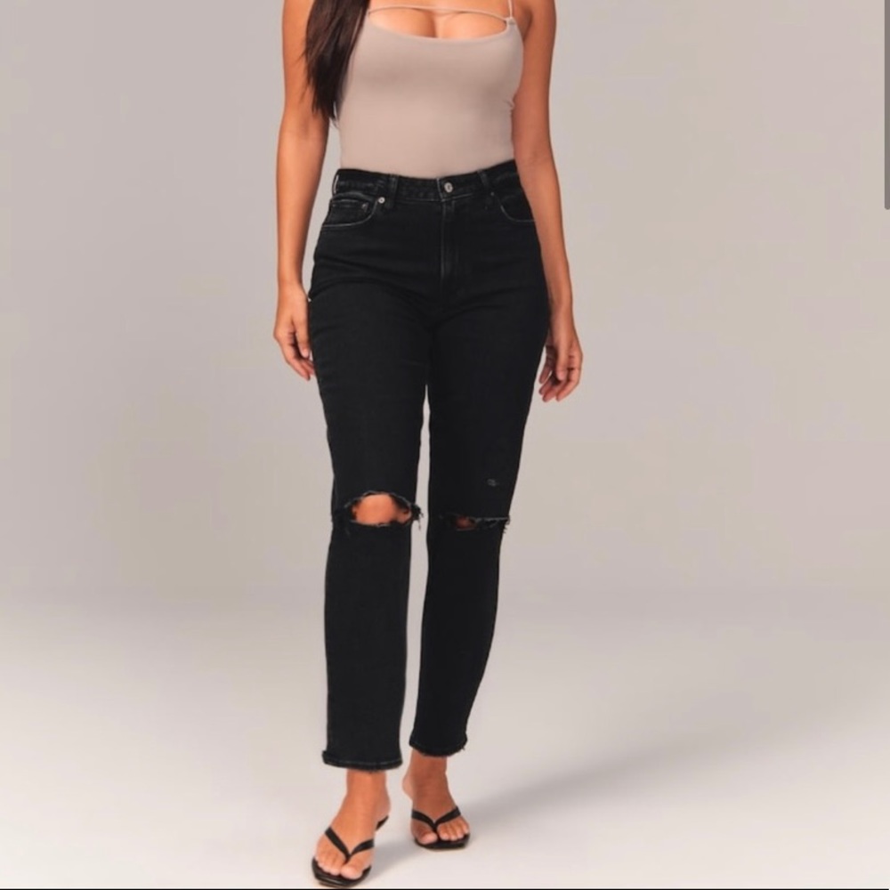 Abercrombie Curve Love High Rise Mom Jeans